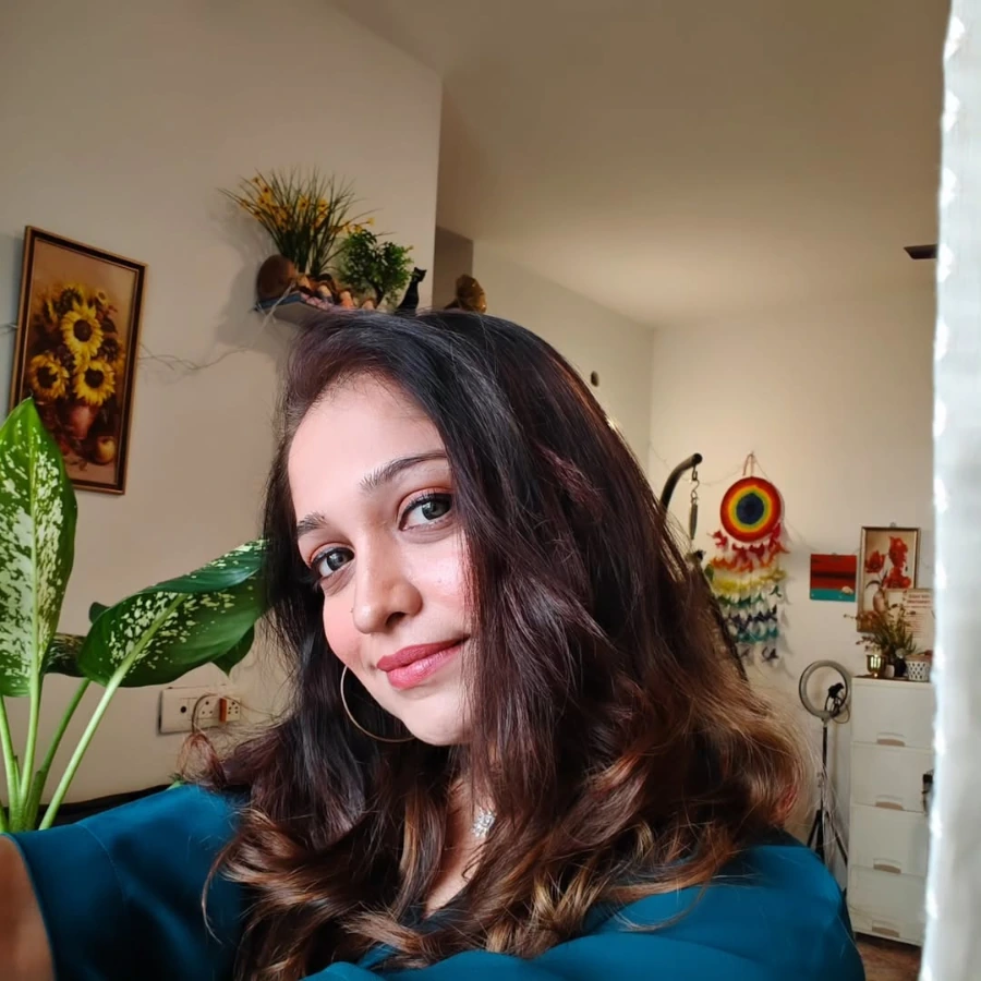 Amruta Phadke Twitter
