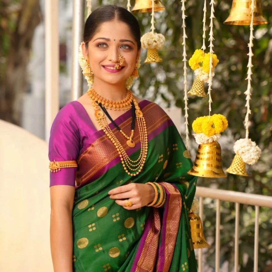 Amruta Phadke celebrating Ganesh Chaturthi in a typical Maharashtrian Style
