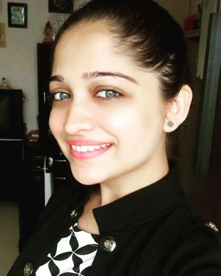 Amruta Phadke in Maharashtracha Superstar