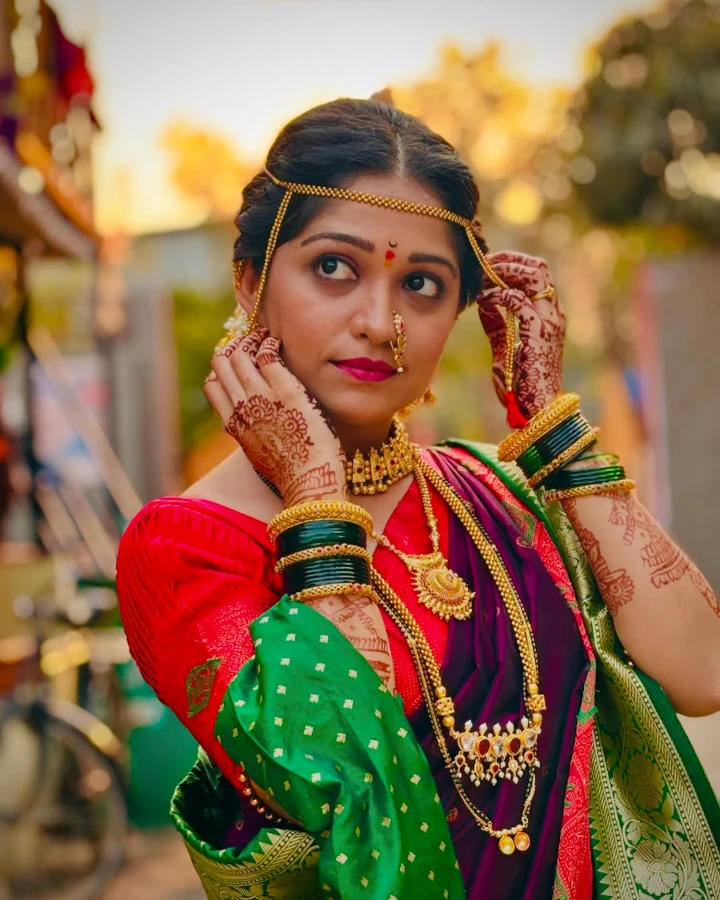 Amruta Phadke in various India Jewellery Advertisements