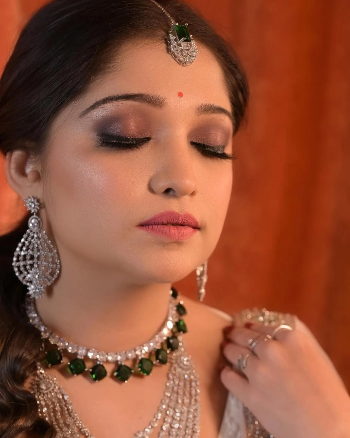 Amruta Phadke looking Extremely Lovely during her Wedding Ceremony