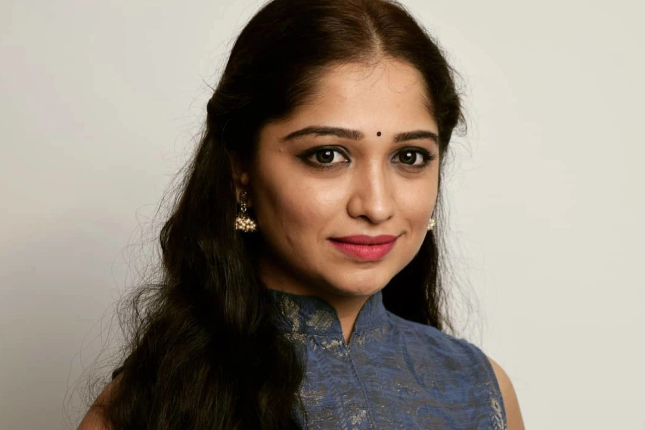 Amruta Phadke (Marathi Film, Theatre & Television Actress) Age, Biography, Boyfriend, Marriage, Husband, Height, Family, Career, Films, TV Shows, Music Videos, Marathi Theatre, Unknown Facts & More