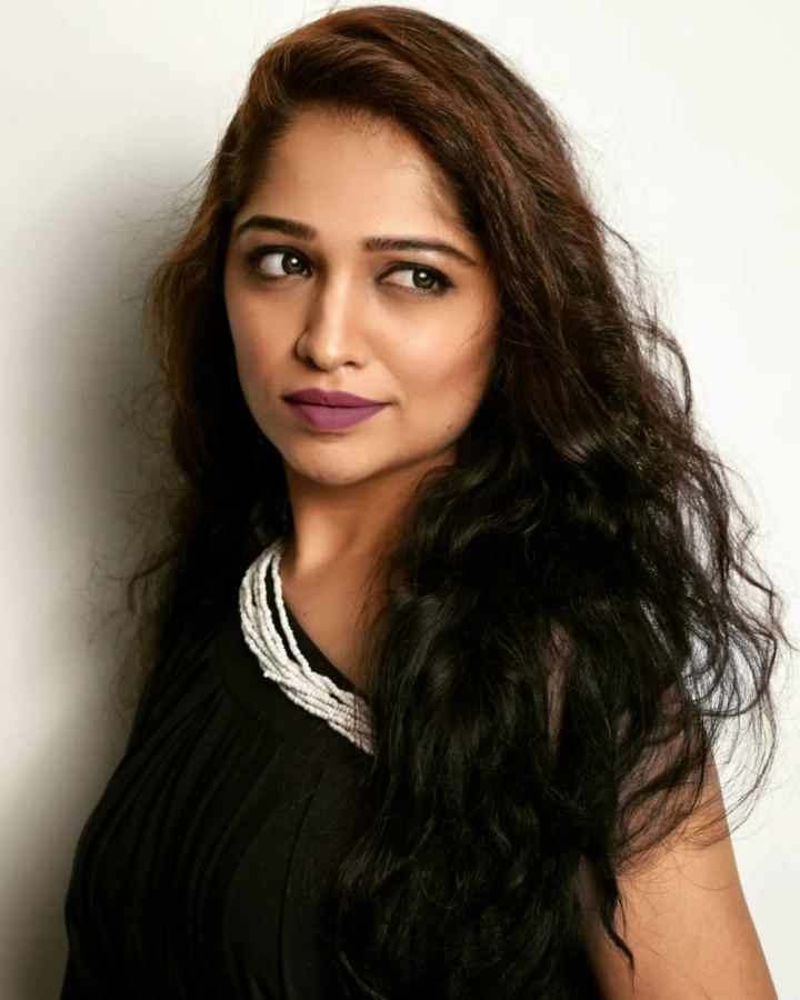 Amruta Phadke's Beauty