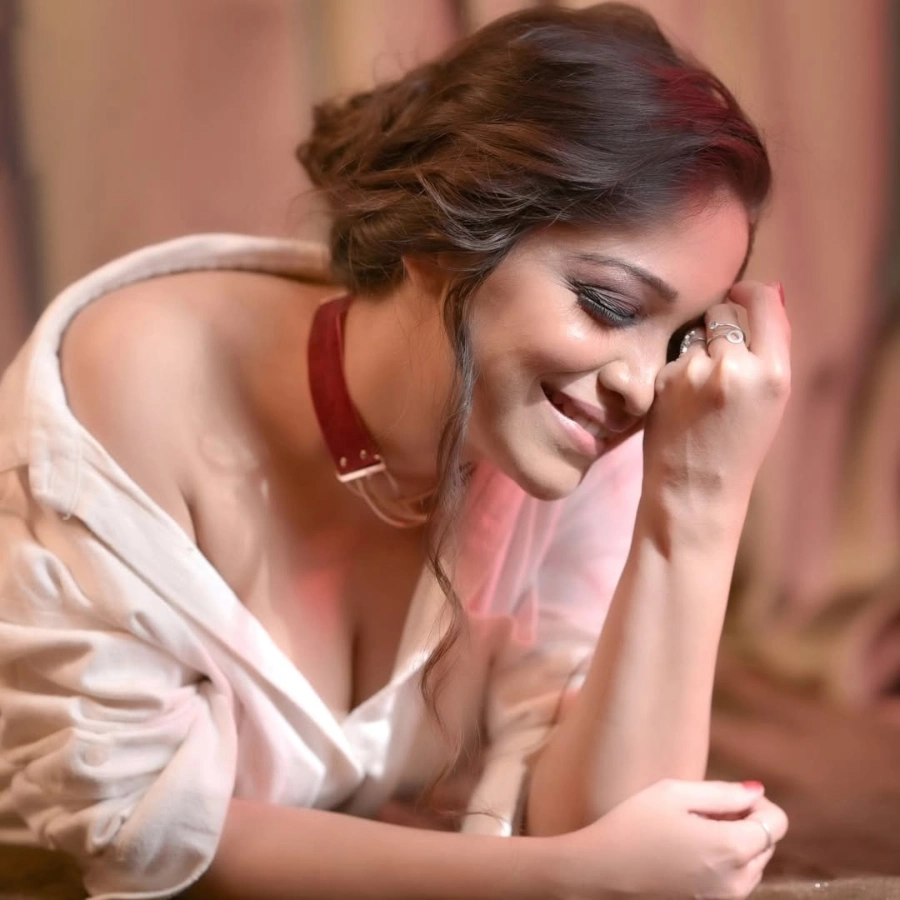 Amruta Phadke's Gorgeous Western Looks