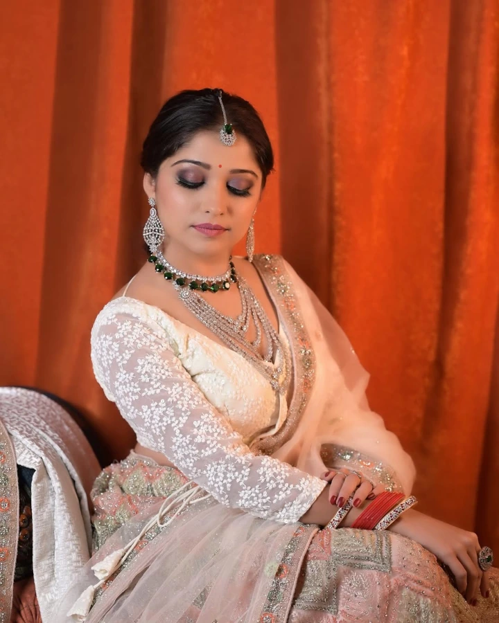 Amruta Phadke's Hairstyle during her Marriage