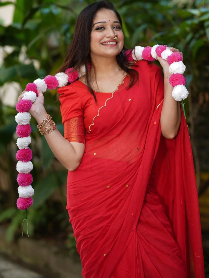 Amruta Phadke's Hot Body
