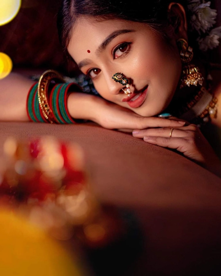 Asmita Deshmukh's Fabulous Maharashtrian Look