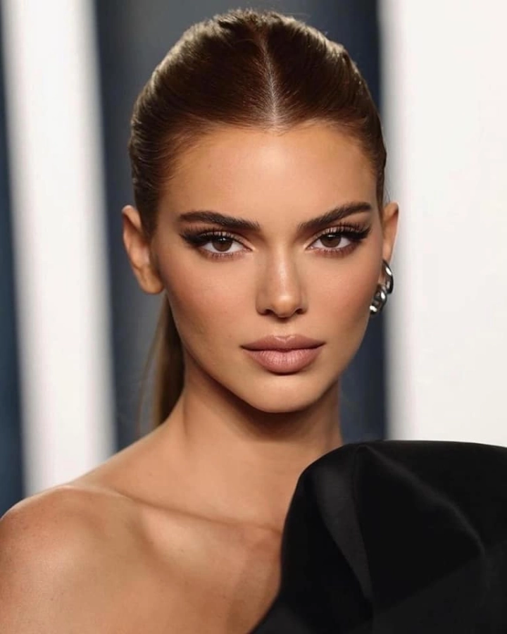 Kendall Jenner Biography