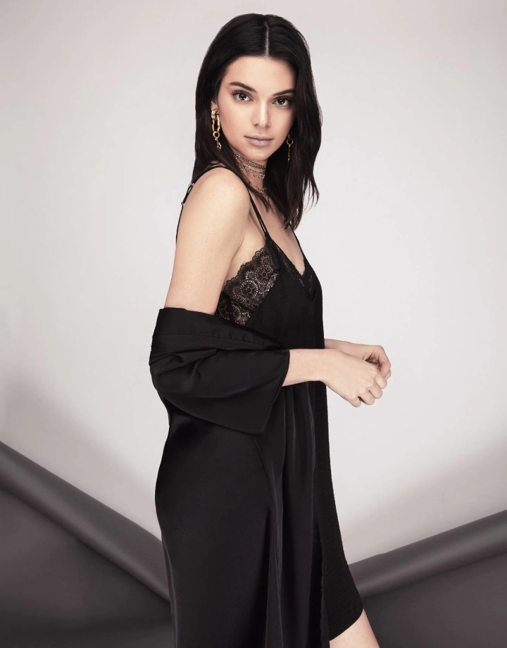 Kendall Jenner Twitter