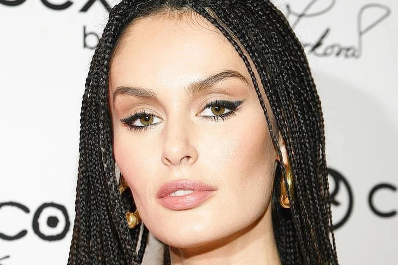 Nicole Trunfio (an Australian Supermodel and Media Personality) Age, Biography, Boyfriend, Marriage, Husband, Family, Children, Career, Early Life, Education, Net Worth, Life Stories & More