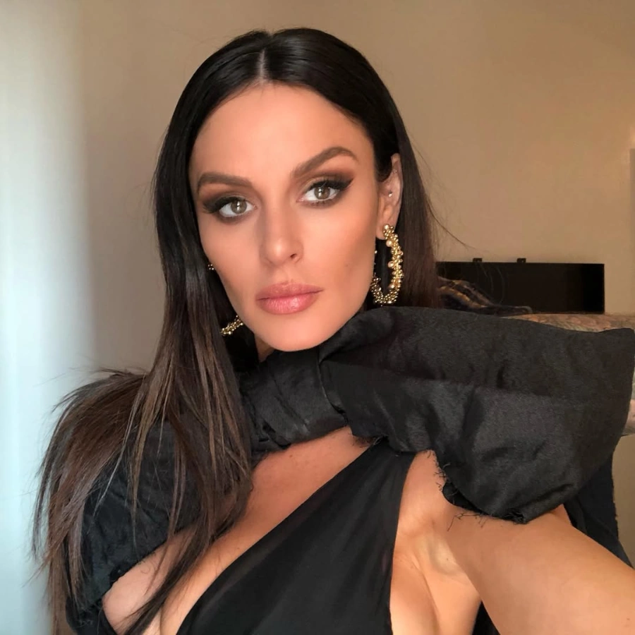 Nicole Trunfio's Hot Image